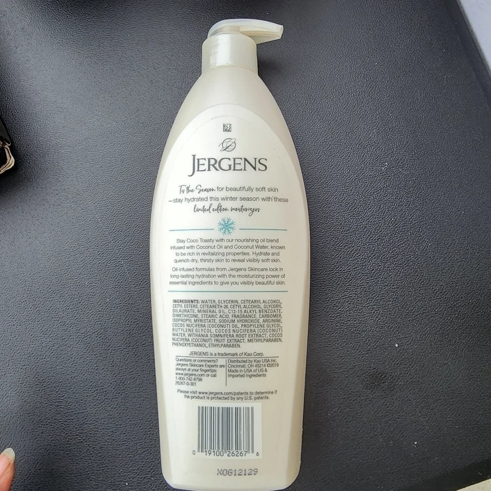 Jergens Moisturizer Coco Toasty Hydrating Coconut 24 hr Moisturizer 16.8 oz New